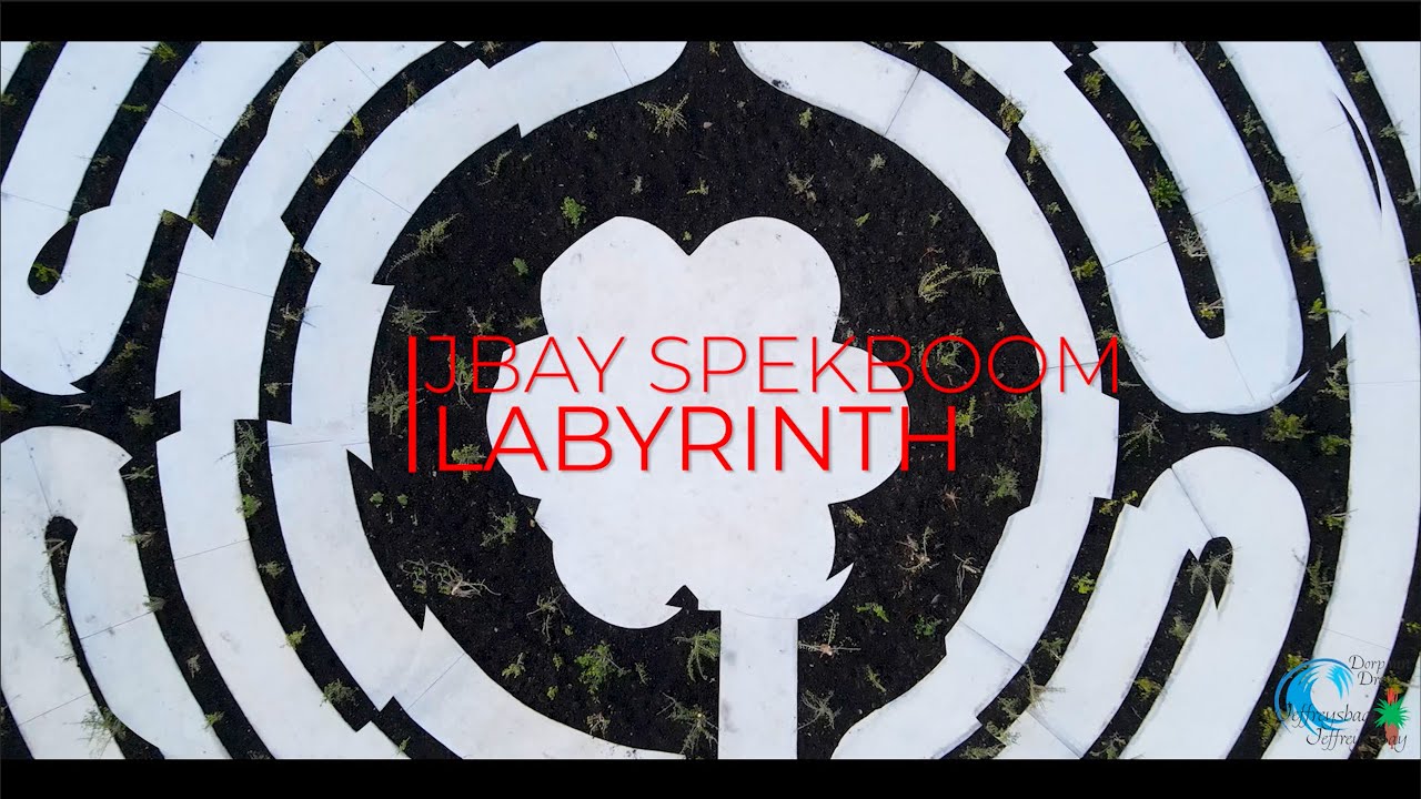 J-Bay Spekboom Labyrinth